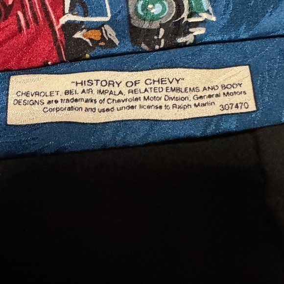 Vintage Chevrolet  of the 50s Commemorative Tie
100% Silk Necktie by RM Style - Picture 3 of 3